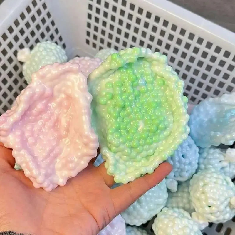 Shapeable Vacuum Squishies Sand Ball